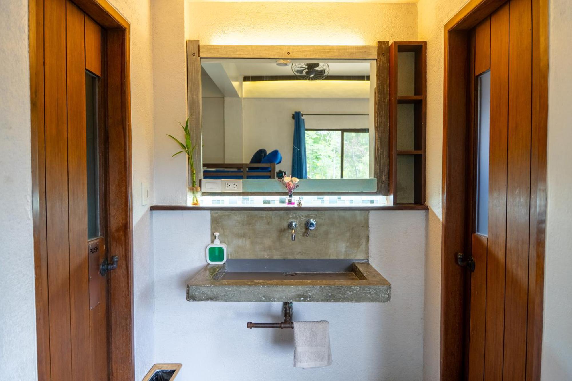 Island Lyfe Adventures Hotel El Nido Kültér fotó